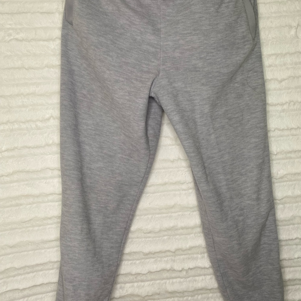 Athletic 10/12 - Picture 4 of 4